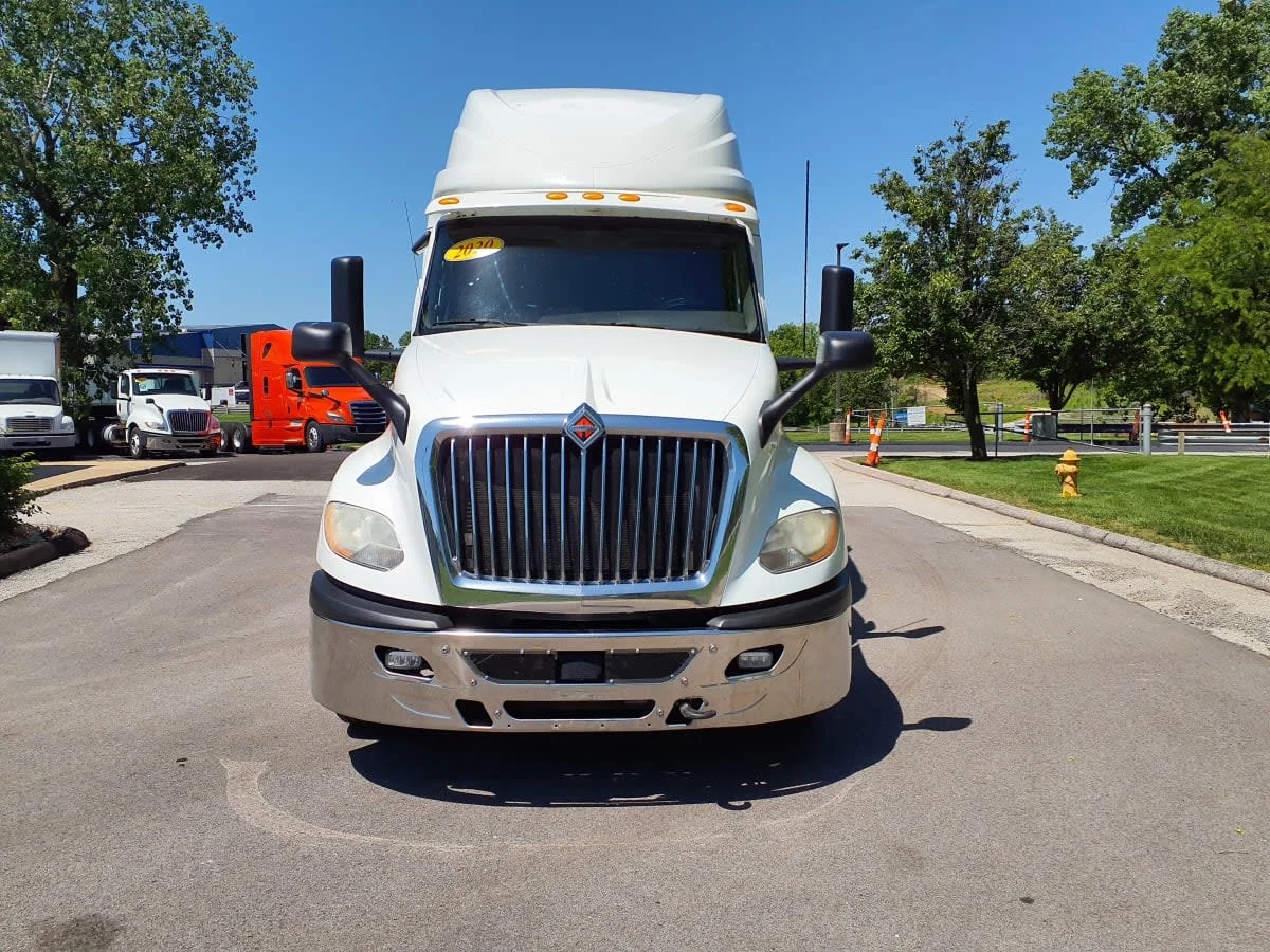 2020 International LT in O'fallon, MO — photo 2