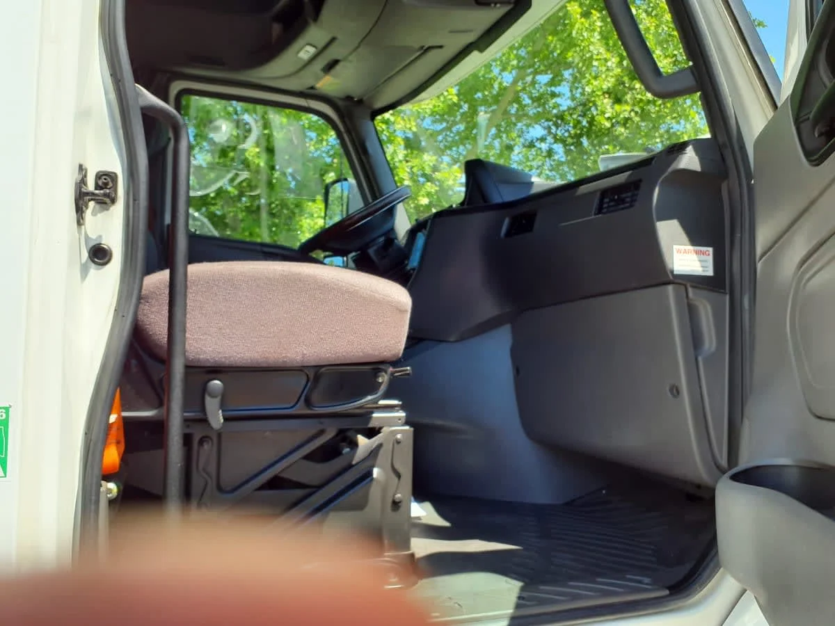 2020 International LT in O'fallon, MO — photo 13