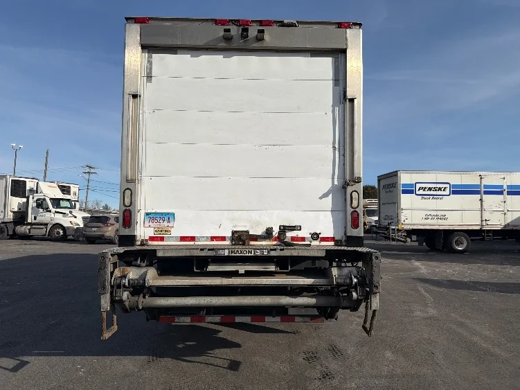 2019 Freightliner M2 106 - image 7