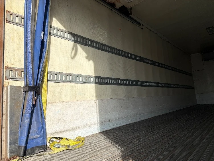 2019 Freightliner M2 106 - image 10