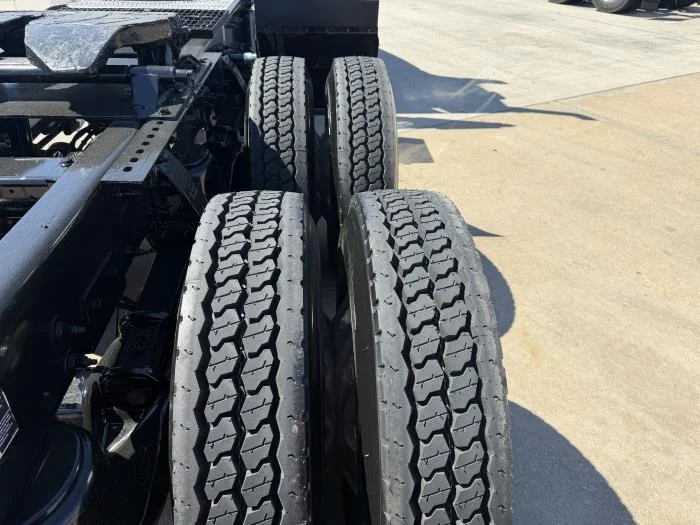 2021 Peterbilt 567 - image 16