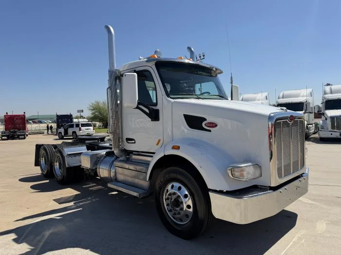 2021 Peterbilt 567 - image 9