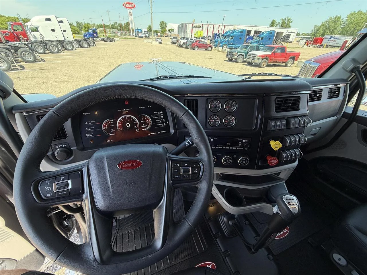 2027 Peterbilt 589 in Eau Claire, WI — photo 9