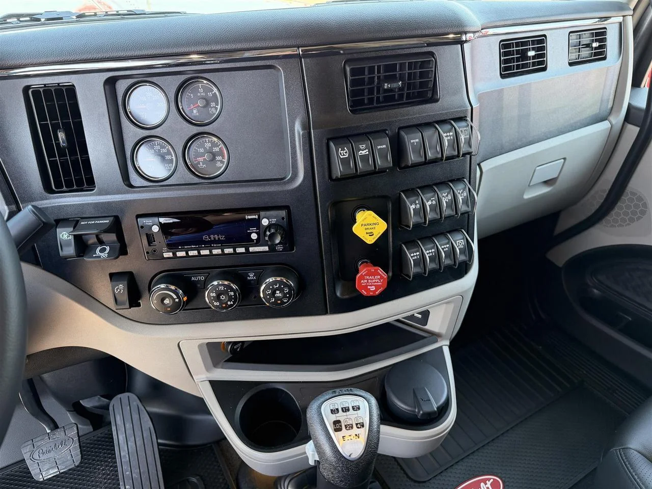 2027 Peterbilt 589 in Eau Claire, WI — photo 11