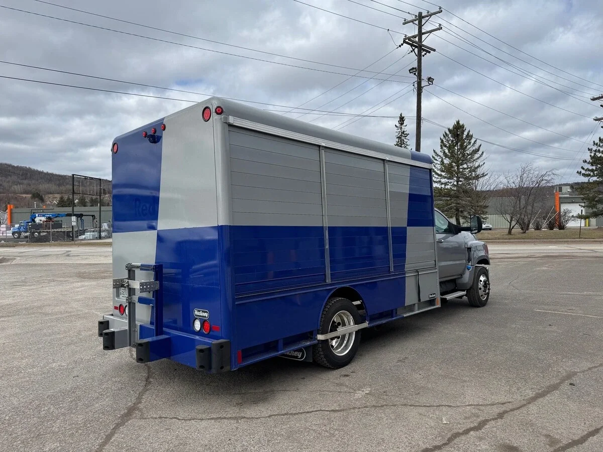 2022 International CV - image 4