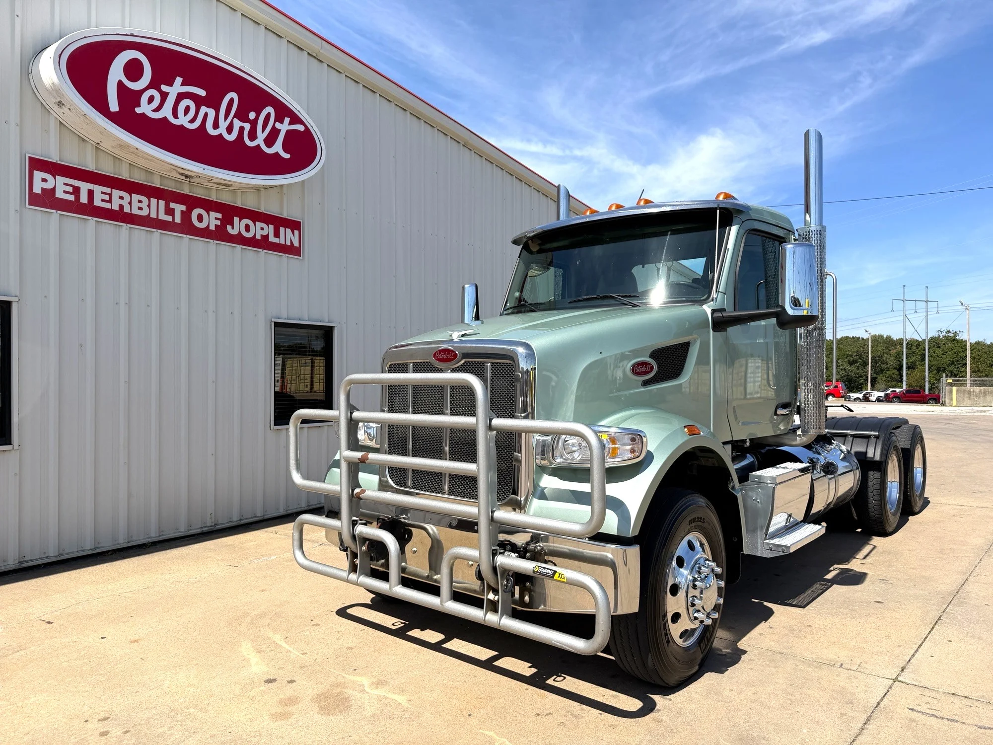 2023 Peterbilt 567 in Joplin, MO