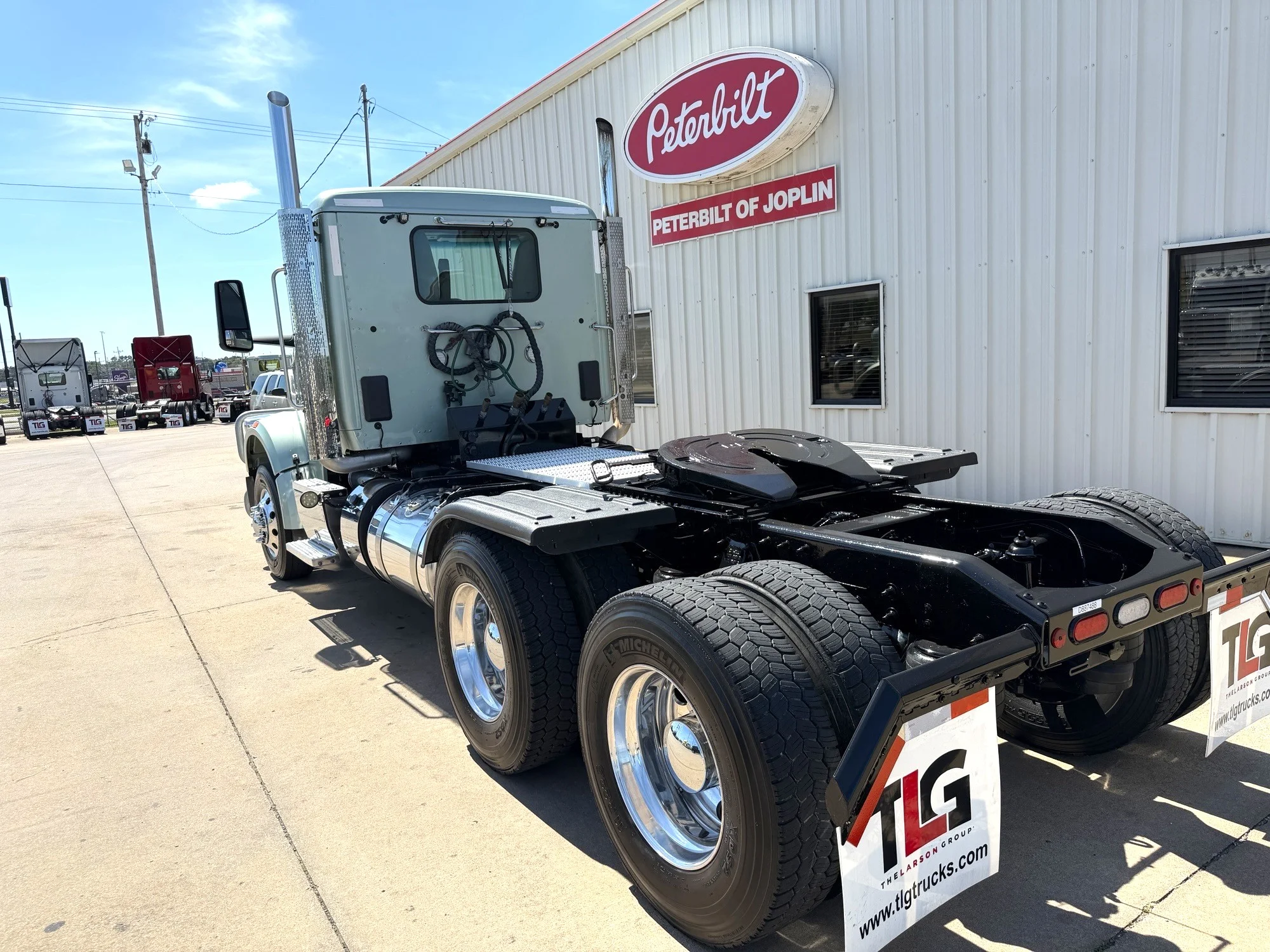 2023 Peterbilt 567 in Joplin, MO — photo 5