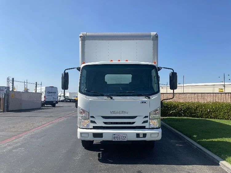 2019 Isuzu NQR - image 2