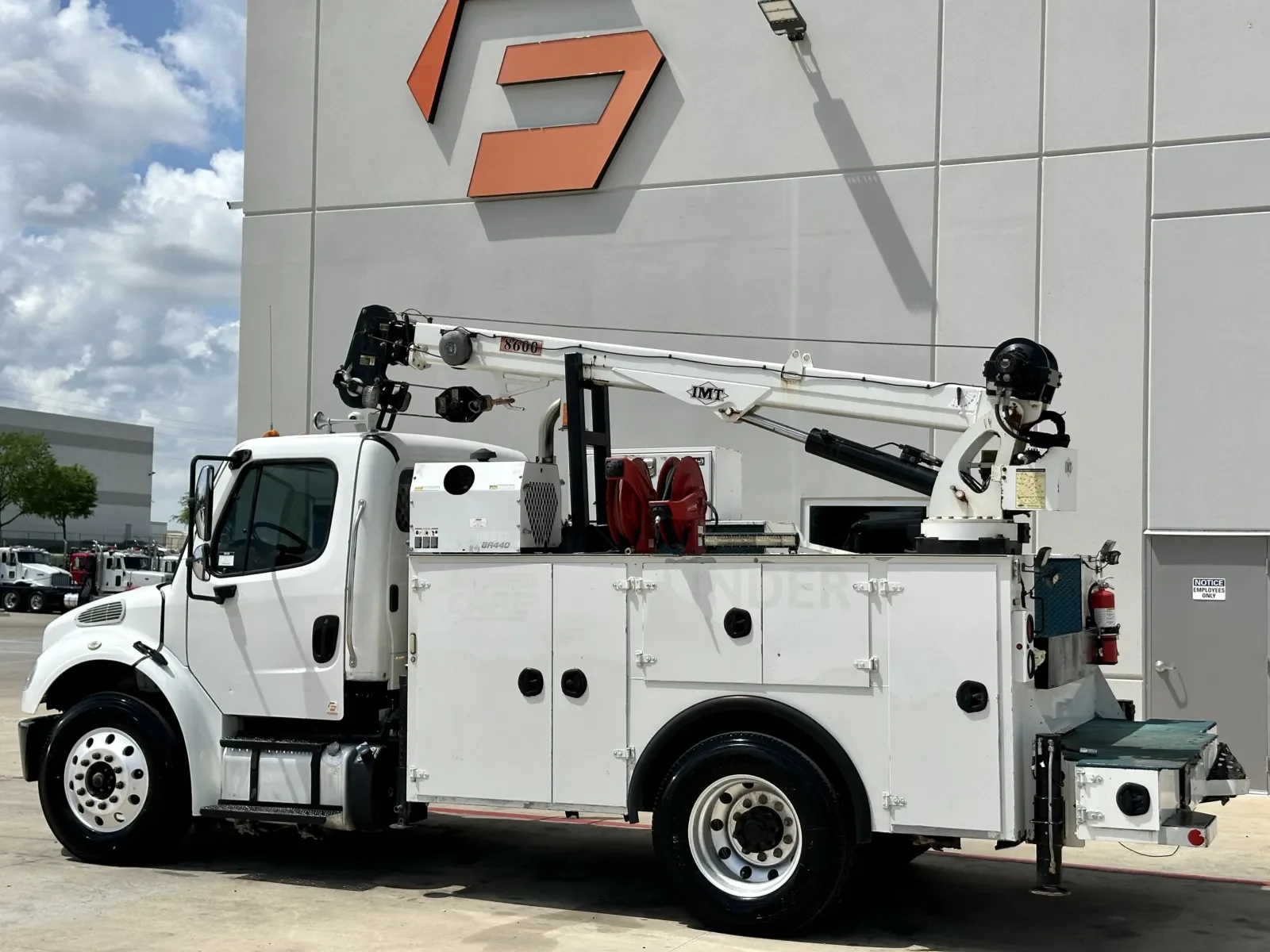 2018 Freightliner M2 106 in Hutchins, TX — photo 6