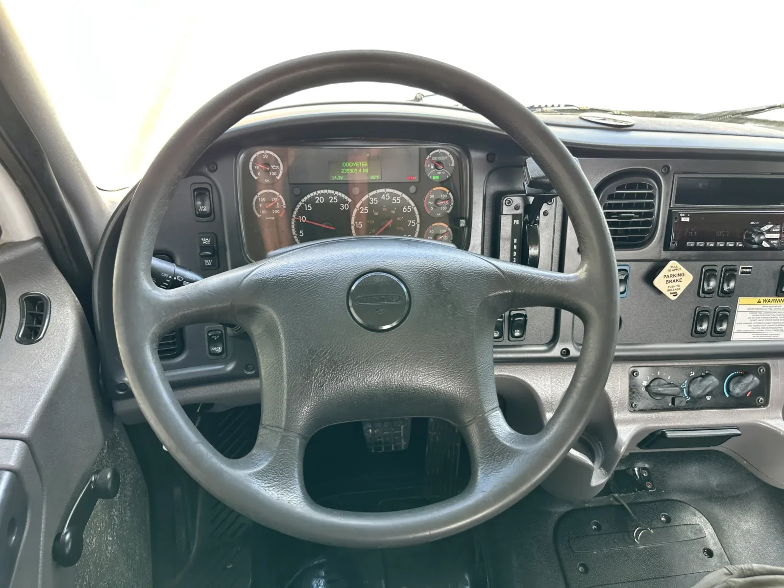 2018 Freightliner M2 106 in Hutchins, TX — photo 16