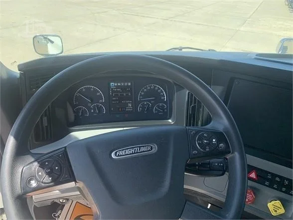 2024 Freightliner Cascadia in Location: Omaha, NE — photo 9