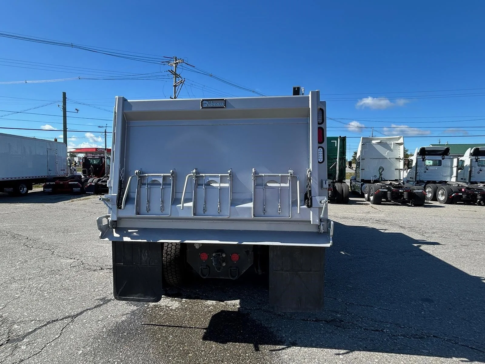 2025 Mack Granite in Hermon, ME — photo 4