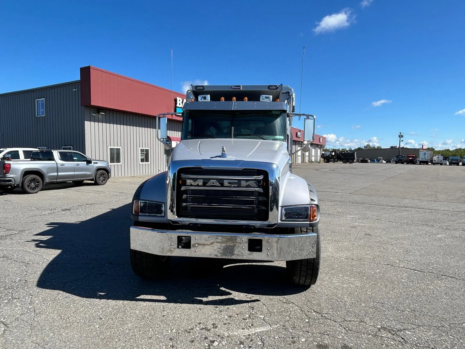 2025 Mack Granite in Hermon, ME — photo 2