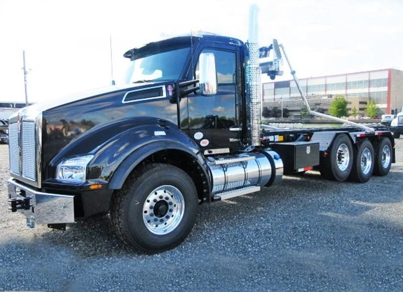 2027 Kenworth T880