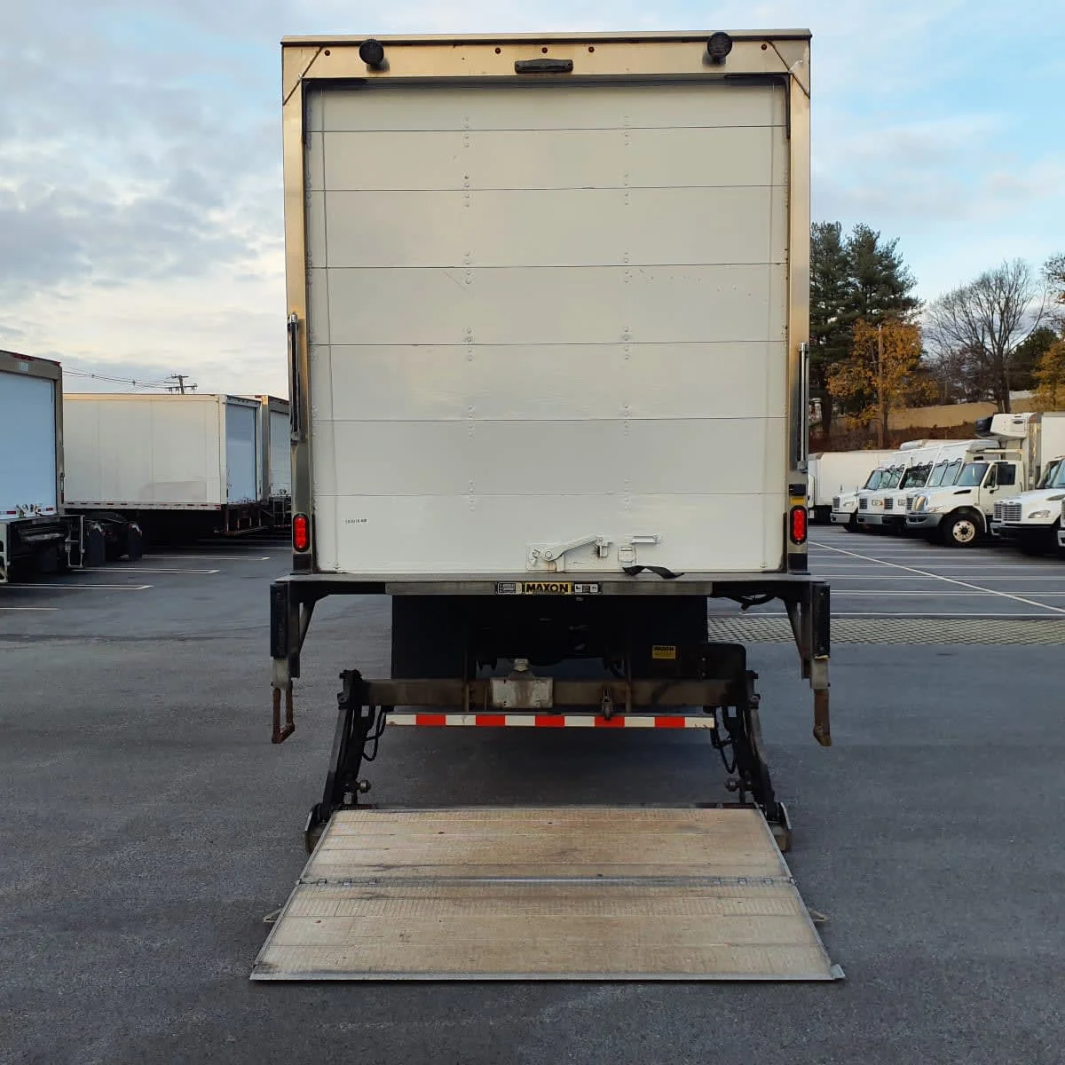 2020 Freightliner M2 112 - image 5