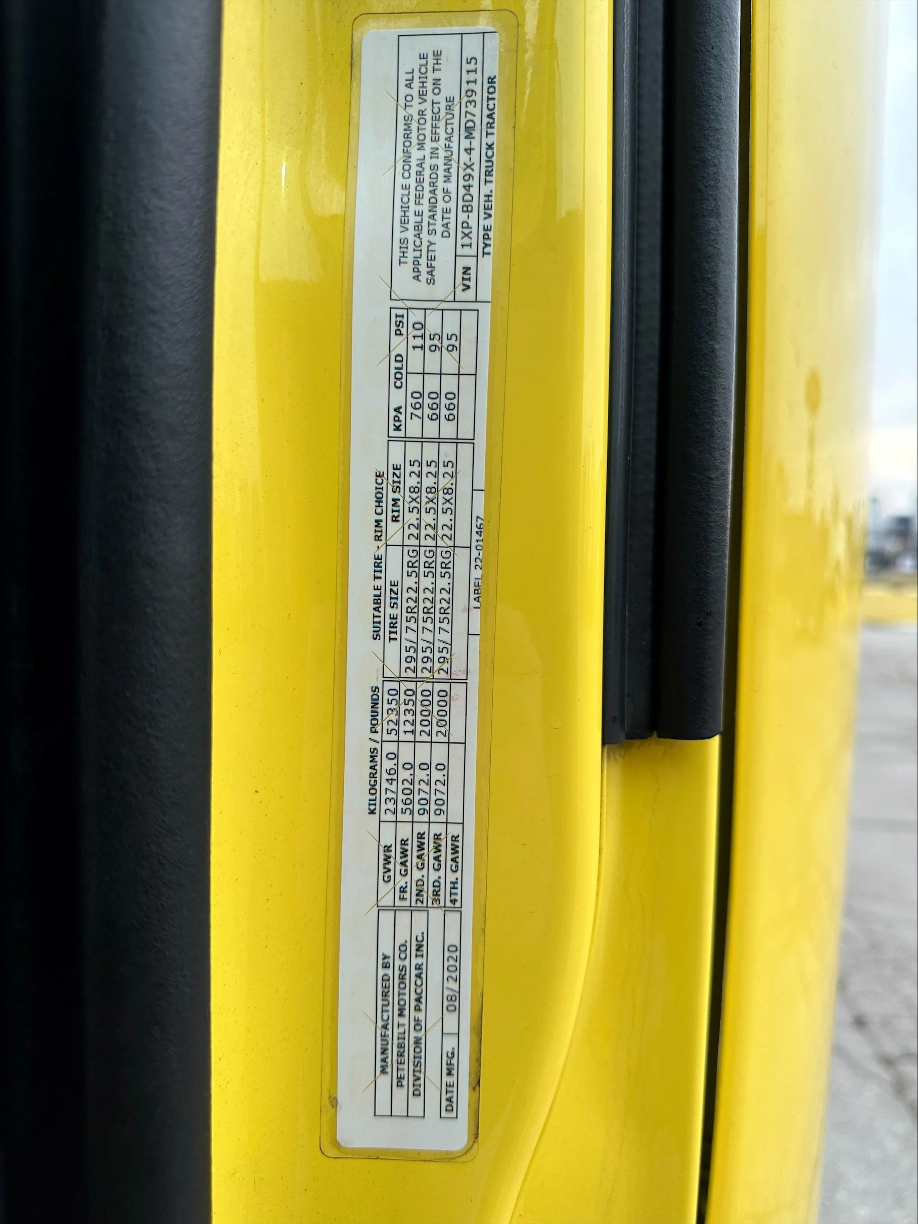 2021 Peterbilt 579 in Portland, OR — photo 12