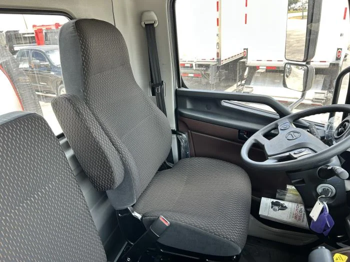 2026 Hino L6 — photo 31