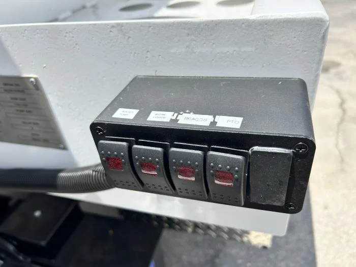 2026 Hino L6 — photo 11