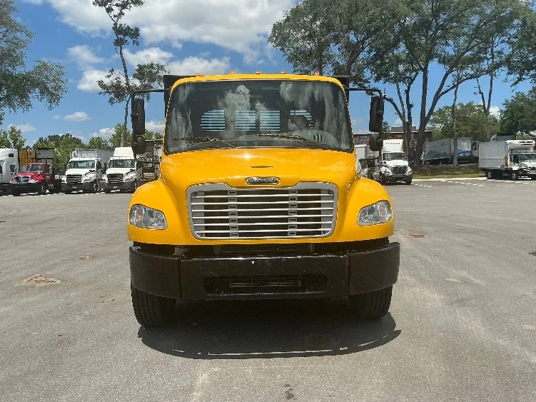 2019 Freightliner eM2 in Pensacola, FL — photo 2