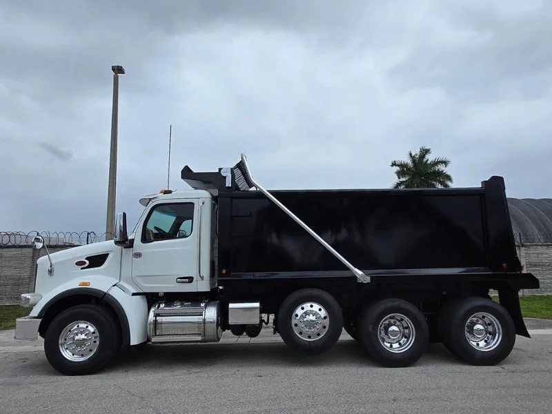 2027 Peterbilt 567 in Doral, FL — photo 8