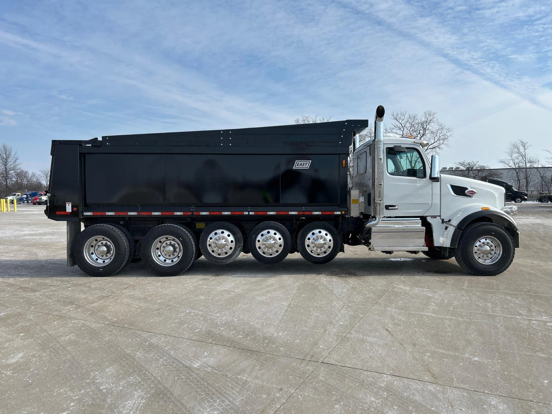 2026 Peterbilt 567 in Perrysburg, OH — photo 6