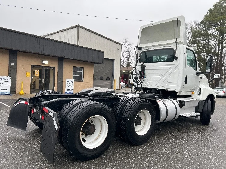 2019 International LT in Prince George, VA — photo 7