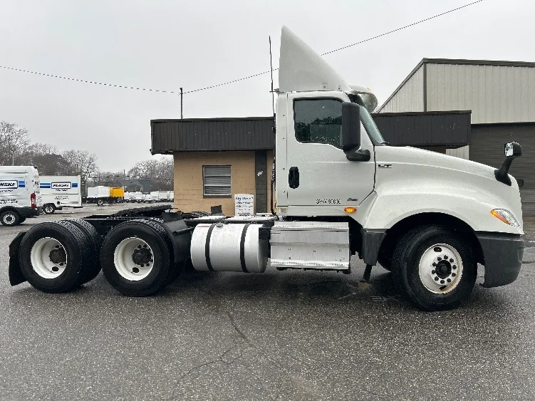 2019 International LT in Prince George, VA — photo 8