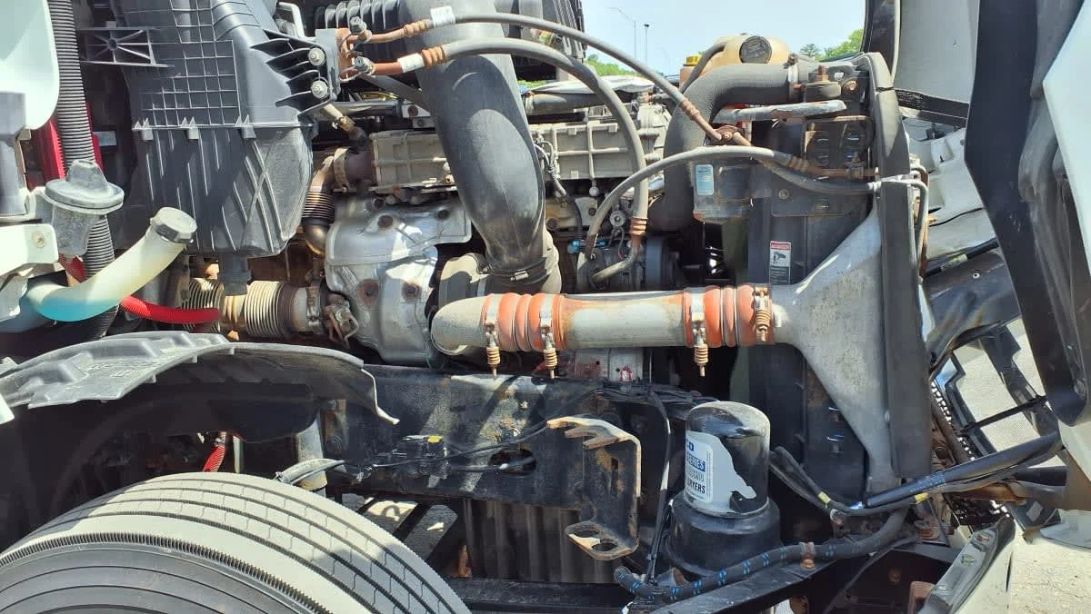 2021 Freightliner Cascadia in Salisbury, MA — photo 11