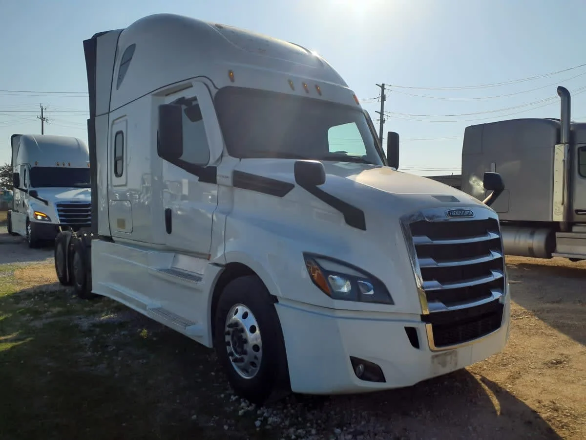 2023 Freightliner Cascadia in Converse, TX
