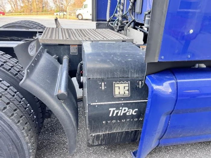 2022 Peterbilt 579 - image 6