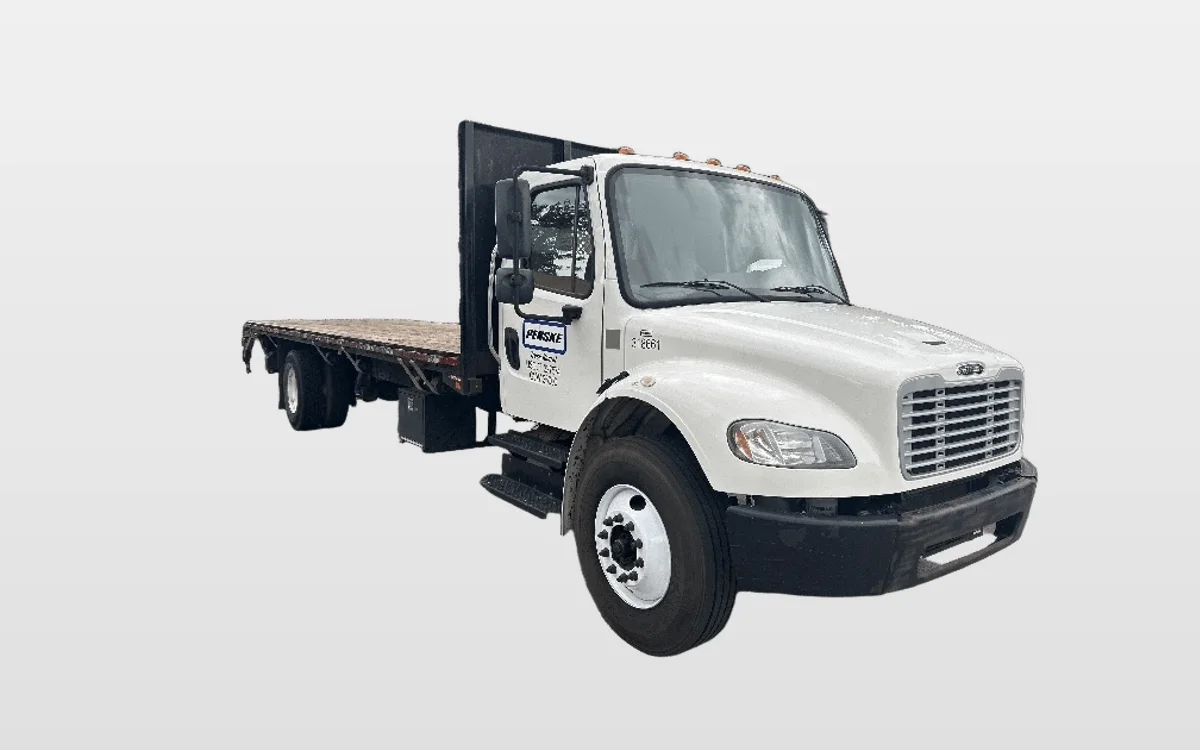 2019 Freightliner M2 106 - image 1