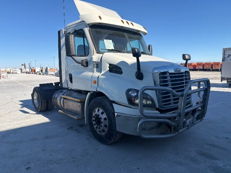 2018 Freightliner Cascadia in Sturtevant, WI