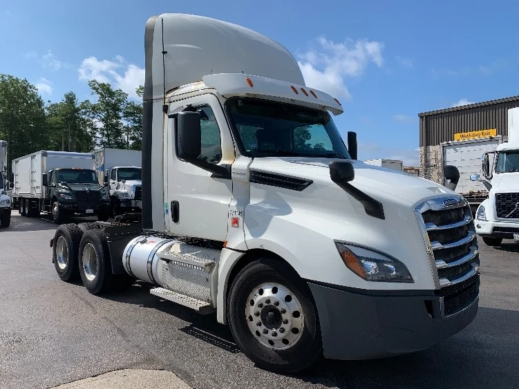 2020 Freightliner Cascadia in Norton, MA