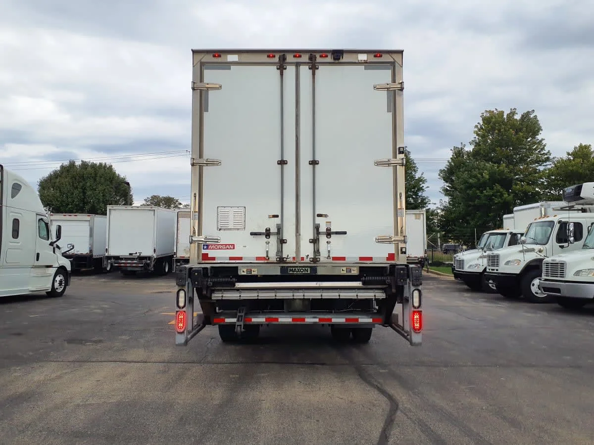 2016 Freightliner M2 106 in Bolingbrook, IL — photo 5