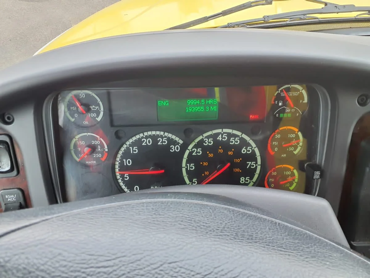 2016 Freightliner M2 106 in Bolingbrook, IL — photo 10