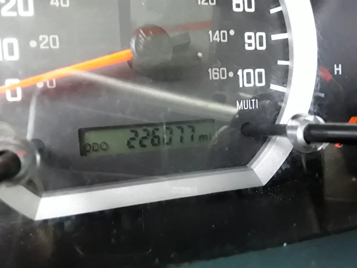 2019 Isuzu NPR - image 11