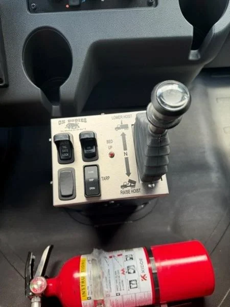 2027 Freightliner M2 106 — photo 10