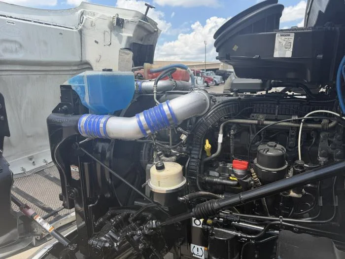 2020 Peterbilt 579 — photo 17