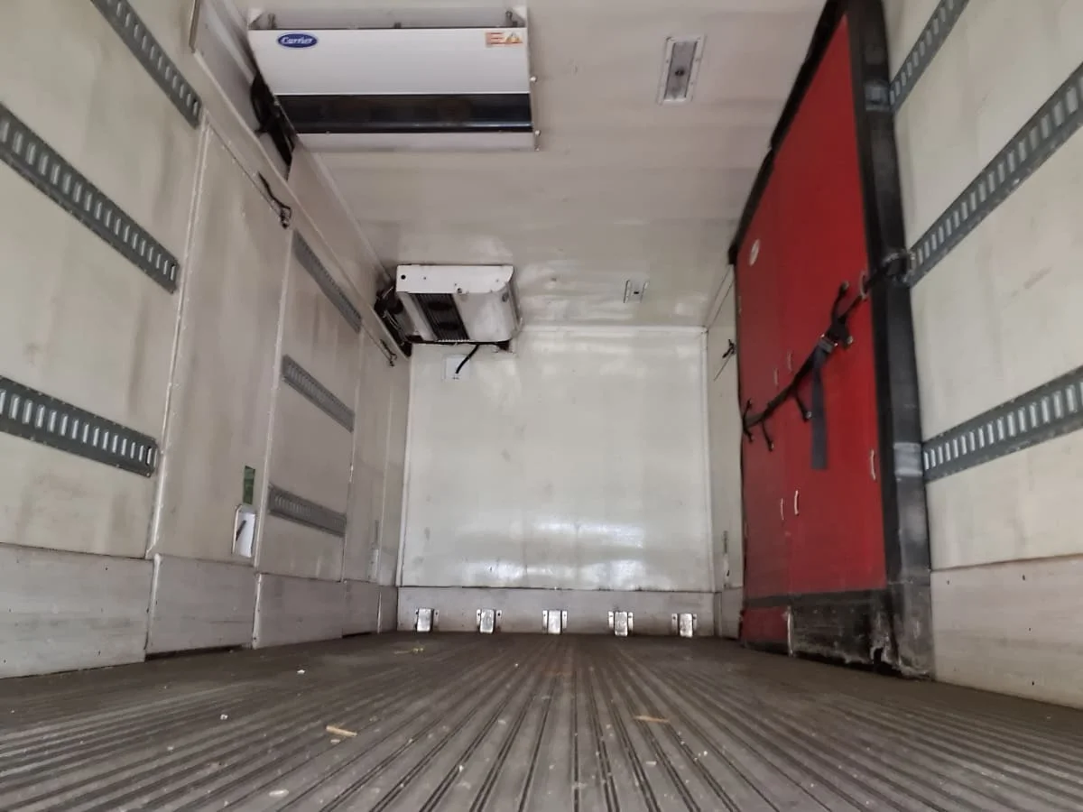 2020 Freightliner M2 106 - image 9