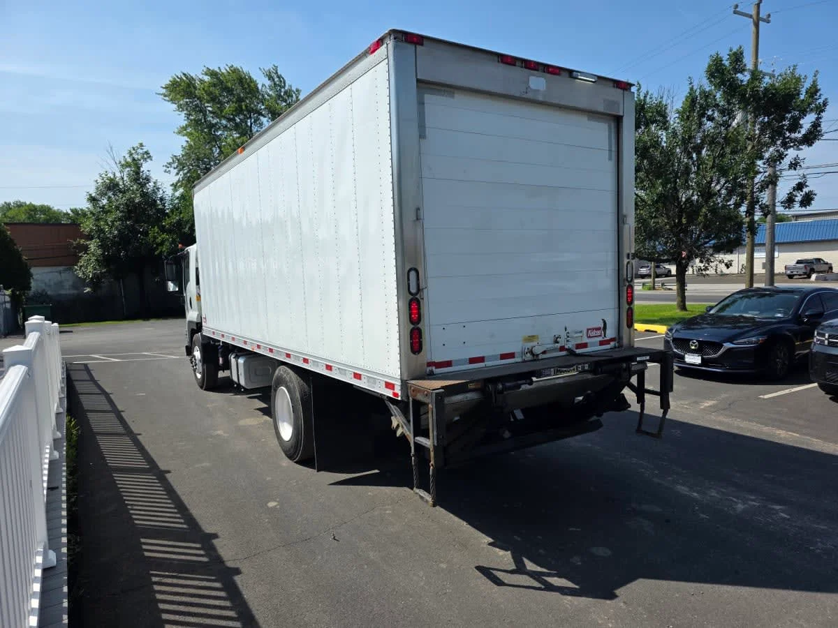 2020 Isuzu FTR in Bensalem, PA — photo 6