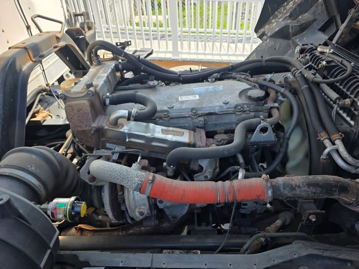 2020 Isuzu FTR in Bensalem, PA — photo 10