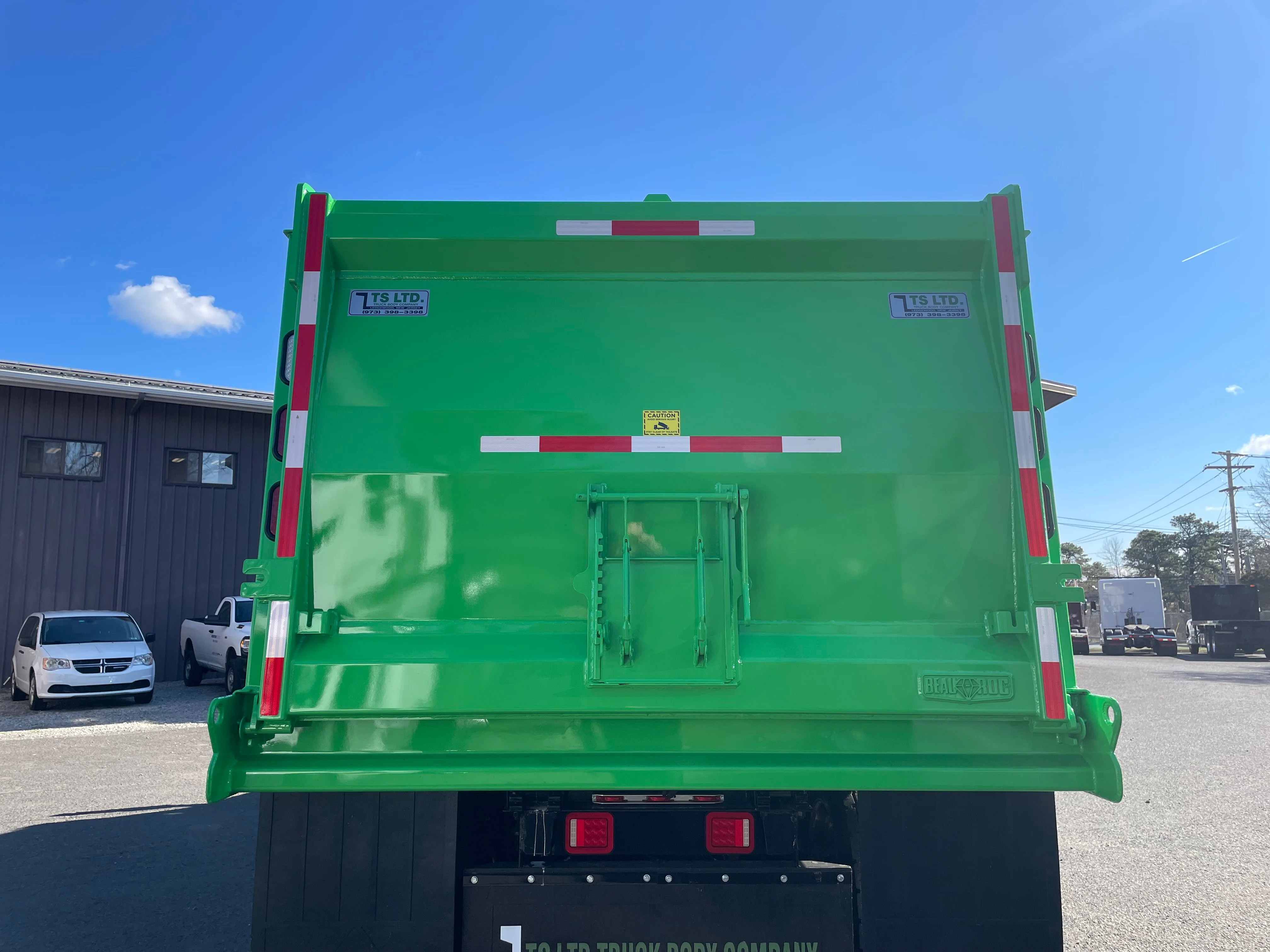 2027 Peterbilt 567 in CLARKSBURG, WV — photo 4