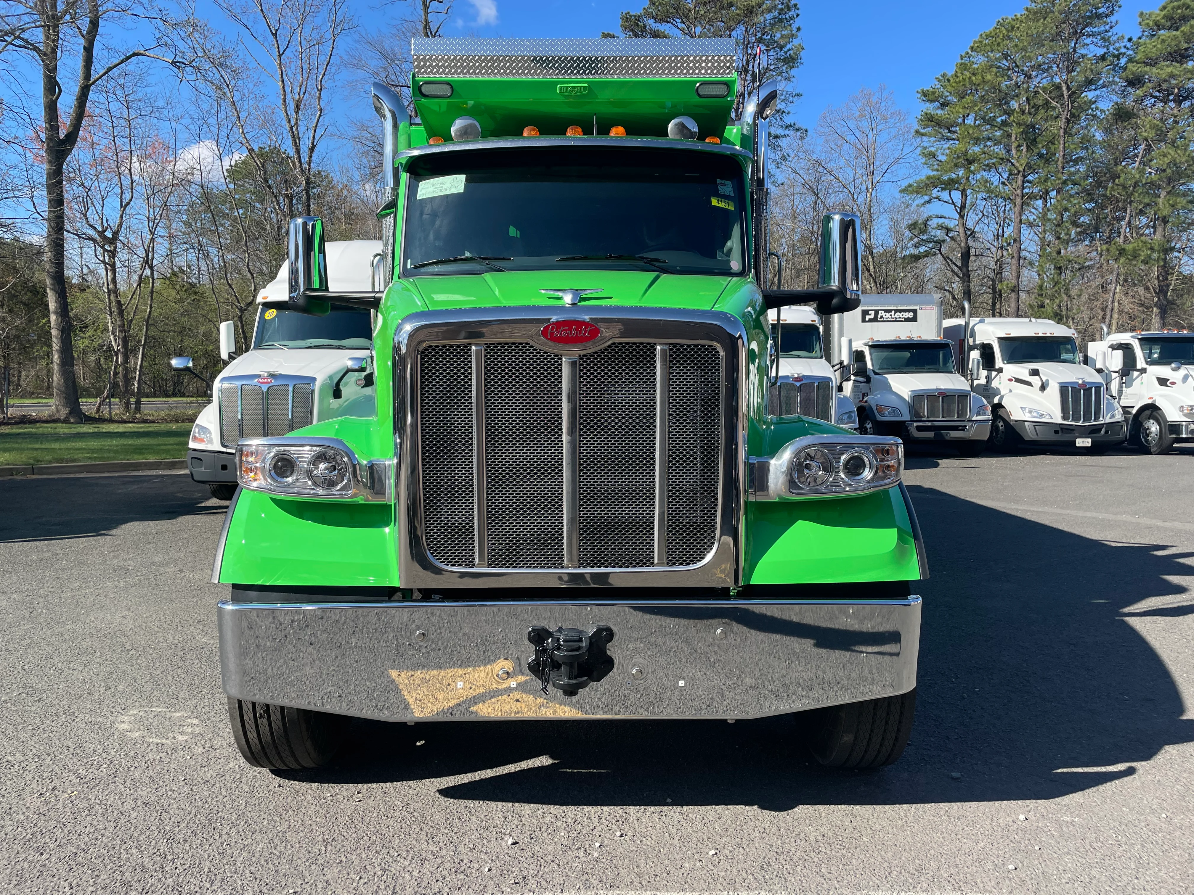 2027 Peterbilt 567 in CLARKSBURG, WV — photo 2