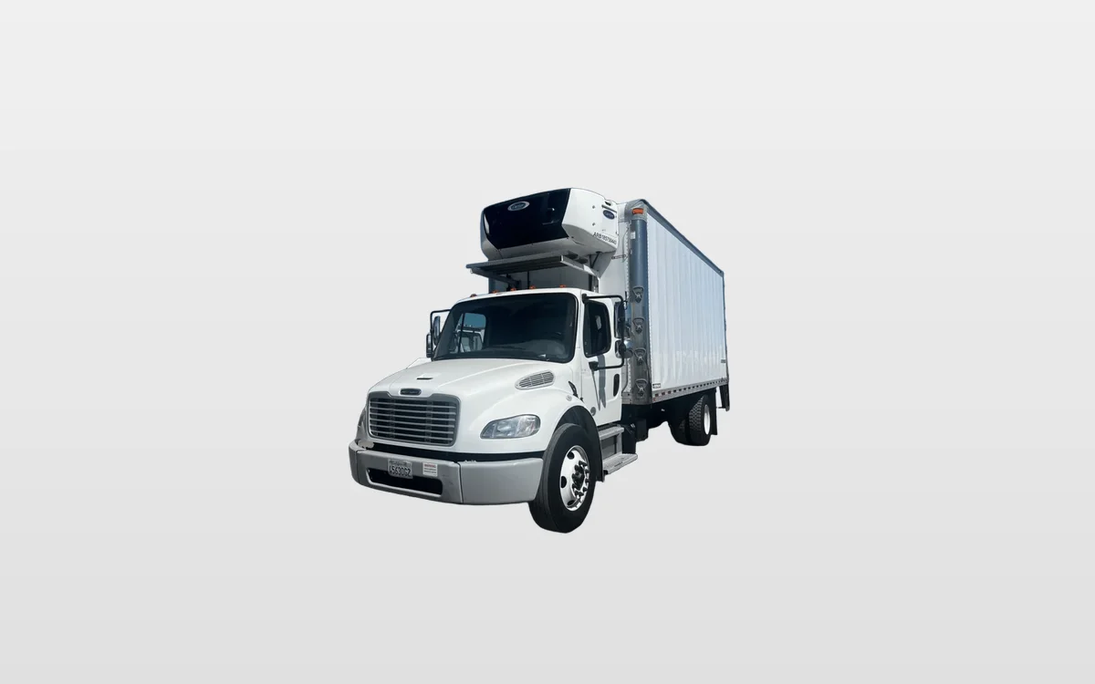 2018 Freightliner M2 106 - image 1