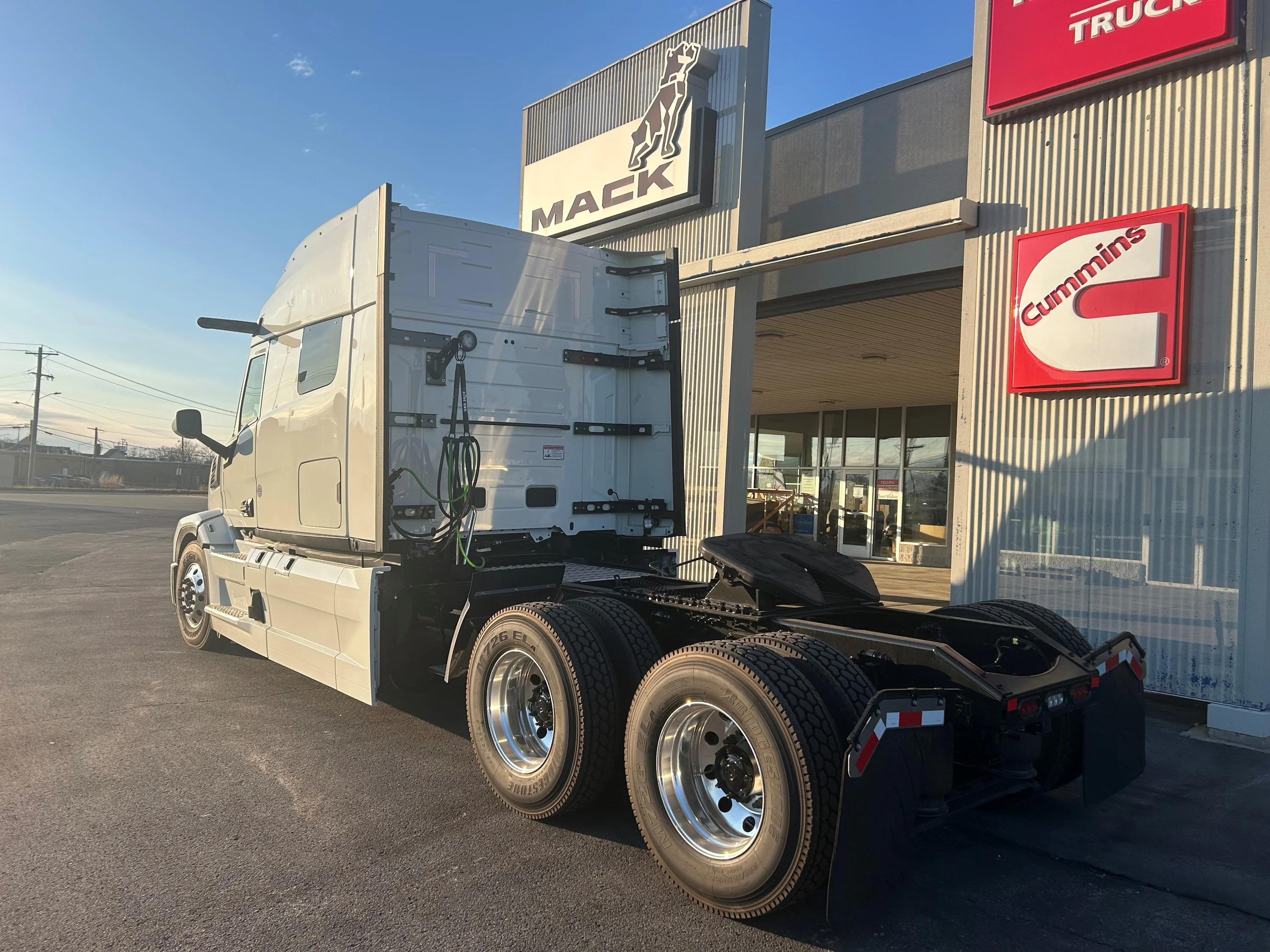 2026 Mack Pioneer in Cahokia, IL — photo 4