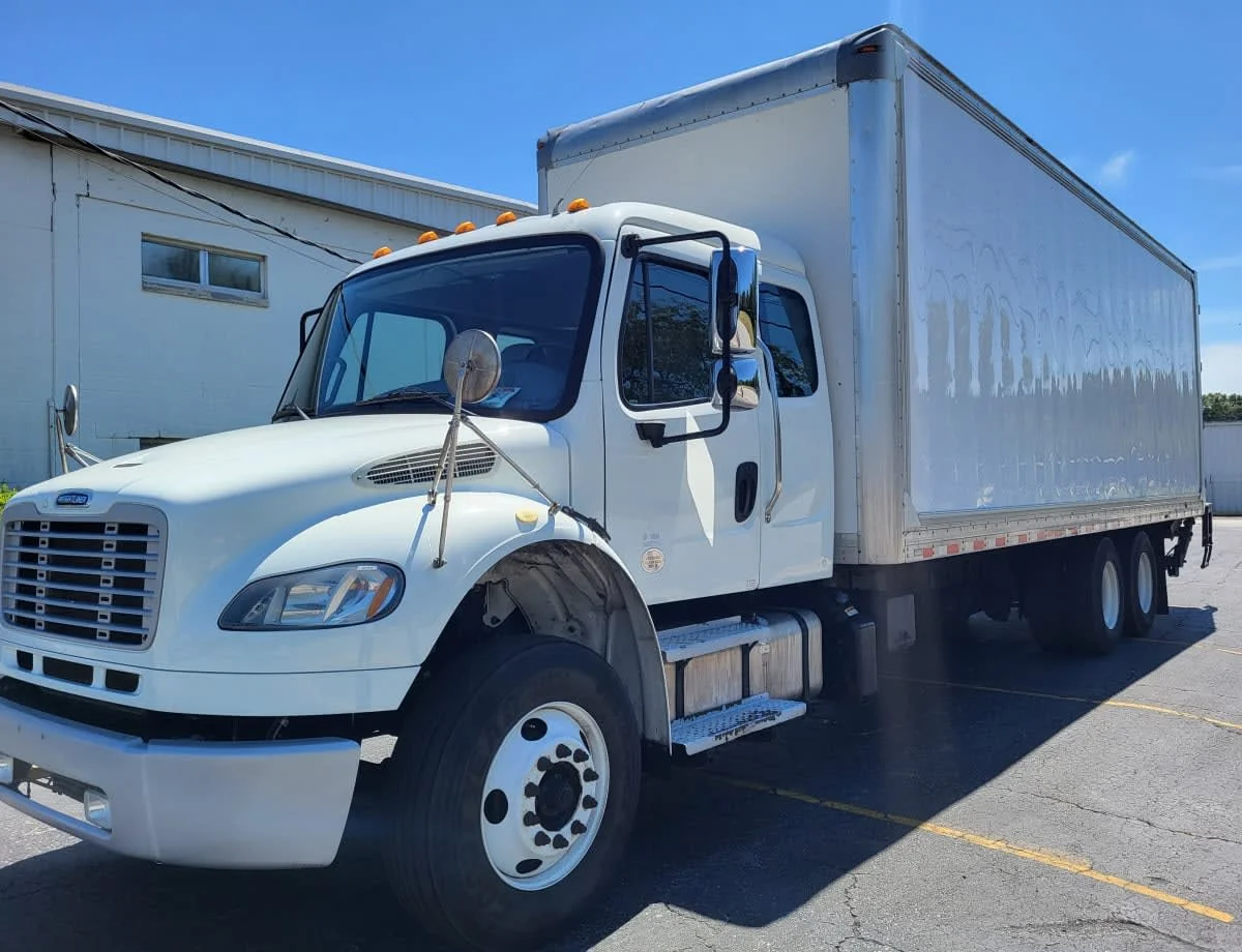 2019 Freightliner M2 106 in Jacksonville, FL