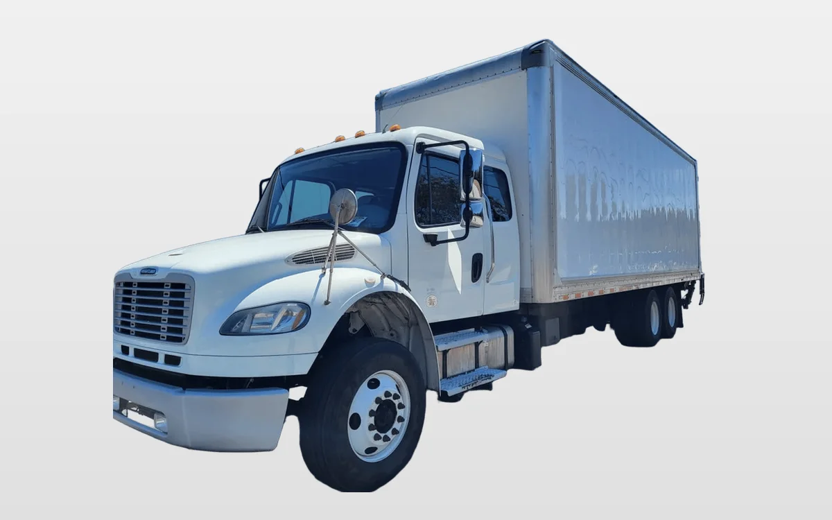 2019 Freightliner M2 106 - image 1