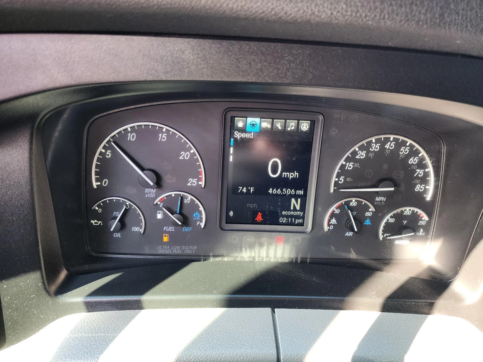 2022 Freightliner Cascadia in Fresno, CA — photo 21
