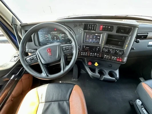 2023 Kenworth T680 in Springdale, AR — photo 21