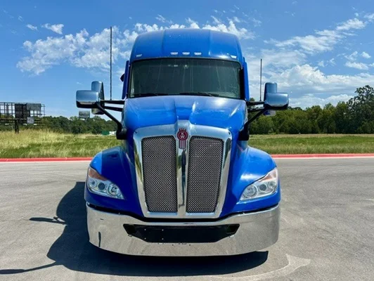 2023 Kenworth T680 in Springdale, AR — photo 8
